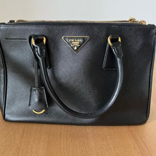 プラダ(PRADA)のPRADA プラダ ガレリア サフィアーノレザー ミディアムバッグ　美品(トートバッグ)