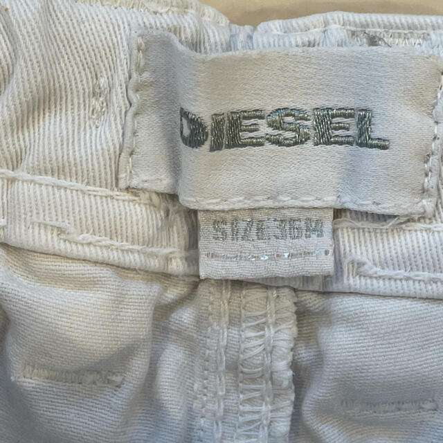 DIESEL(ディーゼル)のDIESEL 36M 97 半ズボン　 キッズ/ベビー/マタニティのキッズ服男の子用(90cm~)(パンツ/スパッツ)の商品写真