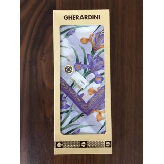 ゲラルディーニ(GHERARDINI)のゲラルディー二　ハンカチ　未使用品(ハンカチ)