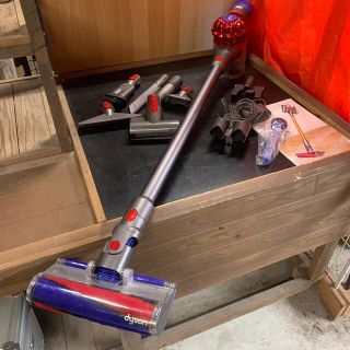 ダイソン(Dyson)のダイソンv8fluffy(美)(掃除機)