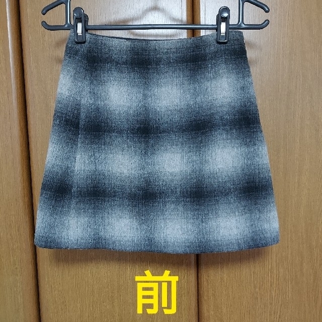 GU(ジーユー)の最終値下げ　チェック柄 膝上スカート レディースのスカート(ミニスカート)の商品写真