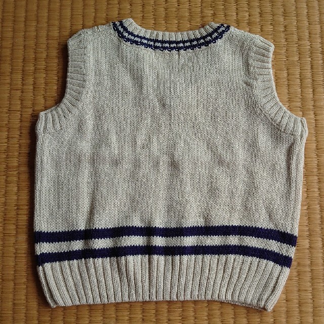 Combi mini(コンビミニ)の[美品]　コンビミニ　ベスト　100cm キッズ/ベビー/マタニティのキッズ服男の子用(90cm~)(カーディガン)の商品写真