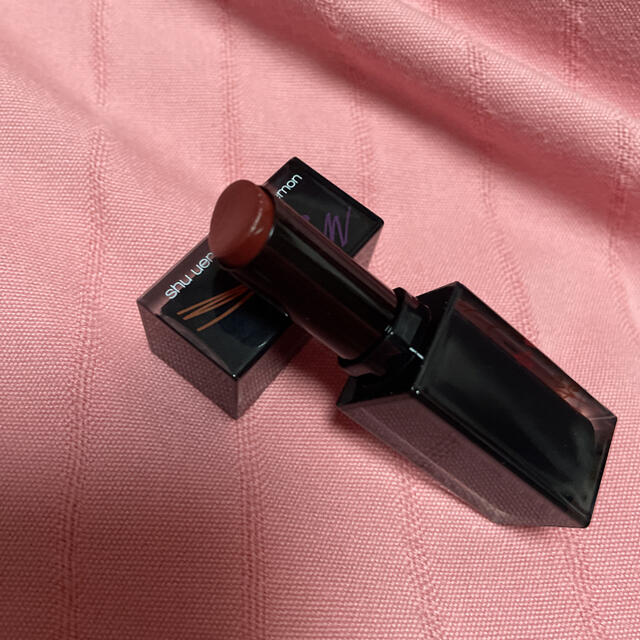 shu uemura - シュウウエムラ ピカシュウ ボルトバーガンディ 口紅の ...