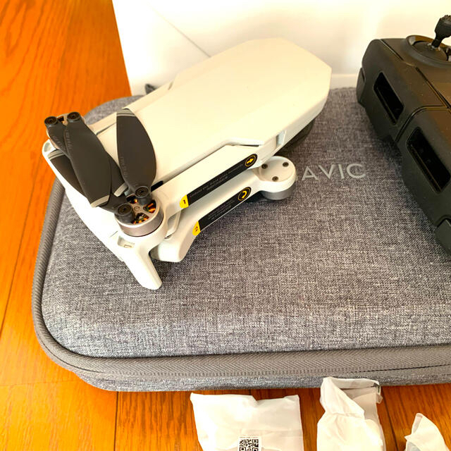 DJI Mavic Mini Fly More comboフライモア コンボ DJI Mavic Mini Fly More comboフライモア コンボ