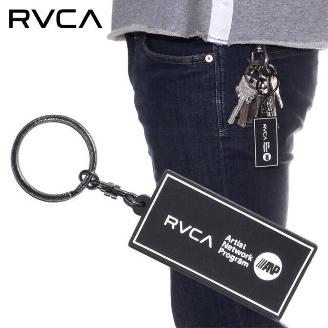 RVCA(ルーカ)の★ RVCA ★ キーホルダー ２種 セット メンズのファッション小物(キーホルダー)の商品写真