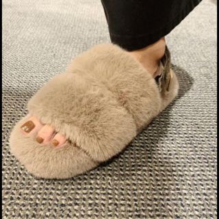 アグ(UGG)のシャカ　ファーサンダル　5(サンダル)