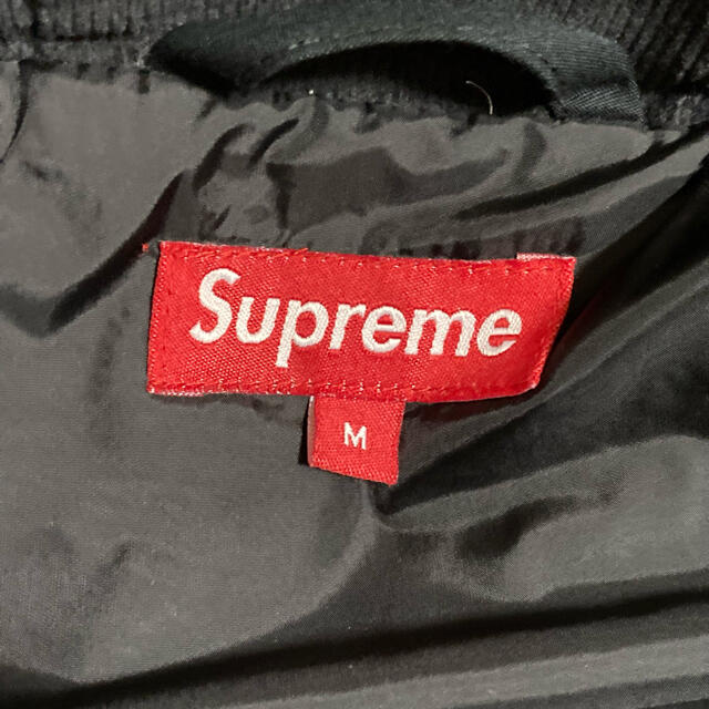 Supreme(シュプリーム)のsupreme ダウンベスト　M ブラック メンズのジャケット/アウター(ダウンベスト)の商品写真