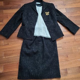 バンベール(VINVERT)の黒色スーツ(スーツ)