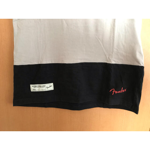 UNIQLO(ユニクロ)のユニクロ　フェンダーＴシャツ メンズのトップス(Tシャツ/カットソー(半袖/袖なし))の商品写真