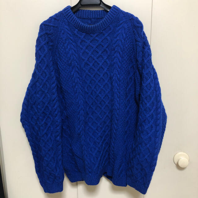 美品　ニット　セーター　ブルー　ケーブル編み　クルーネック　青系　古着　個性的　 レディースのトップス(ニット/セーター)の商品写真