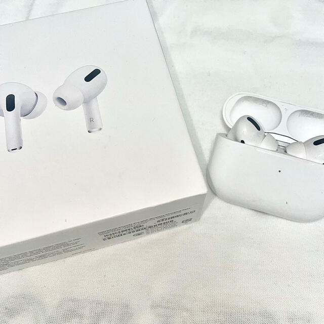ヤミ様専用 airpods オーディオ機器 イヤフォン vendacarros