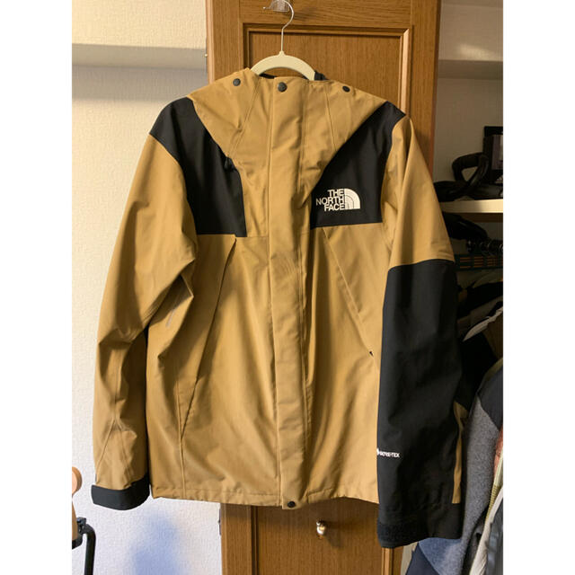 THE NORTH FACE(ザノースフェイス)のノースフェイス　マウンテンジャケット　ブリティッシュカーキ　xl メンズのジャケット/アウター(マウンテンパーカー)の商品写真