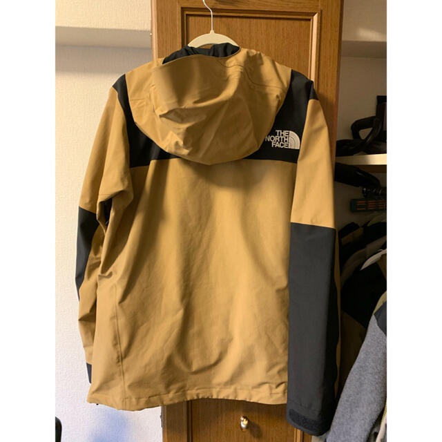 THE NORTH FACE(ザノースフェイス)のノースフェイス　マウンテンジャケット　ブリティッシュカーキ　xl メンズのジャケット/アウター(マウンテンパーカー)の商品写真