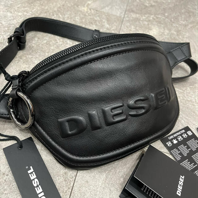 DIESEL - DIESEL☆ 本革 レザー ボディバッグ ブラック 黒 ユニ