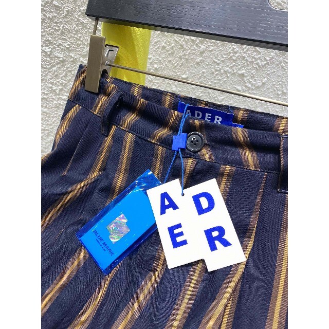 ADER パンツ アデル 新品未使用 レディースのパンツ(クロップドパンツ)の商品写真