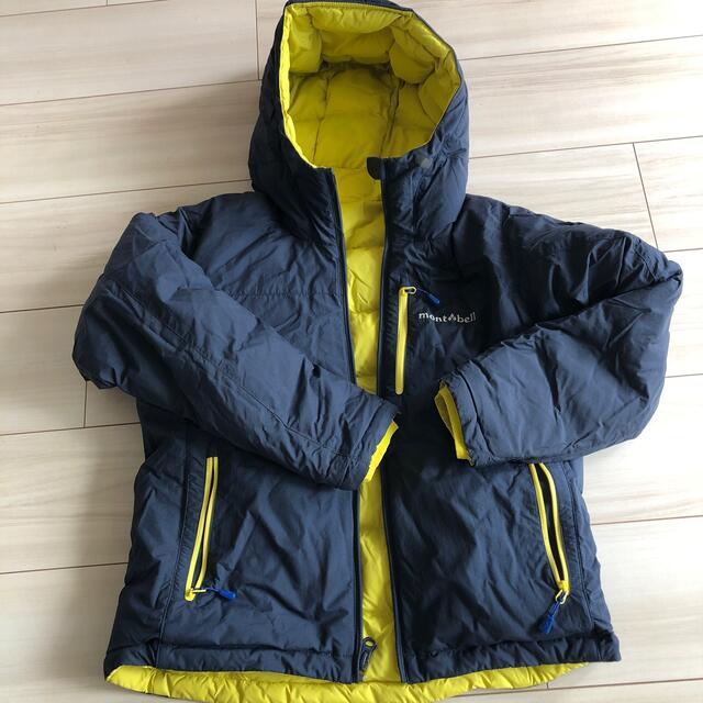 mont bell(モンベル)のモンベル　140 ダウン キッズ/ベビー/マタニティのキッズ服男の子用(90cm~)(ジャケット/上着)の商品写真