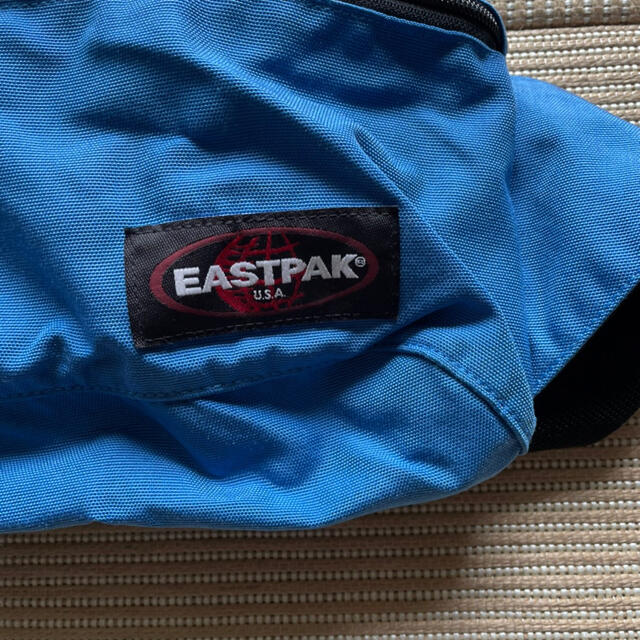 EASTPAK(イーストパック)のEASTPAK ボディバッグ ウエストバッグ メンズのバッグ(ボディーバッグ)の商品写真