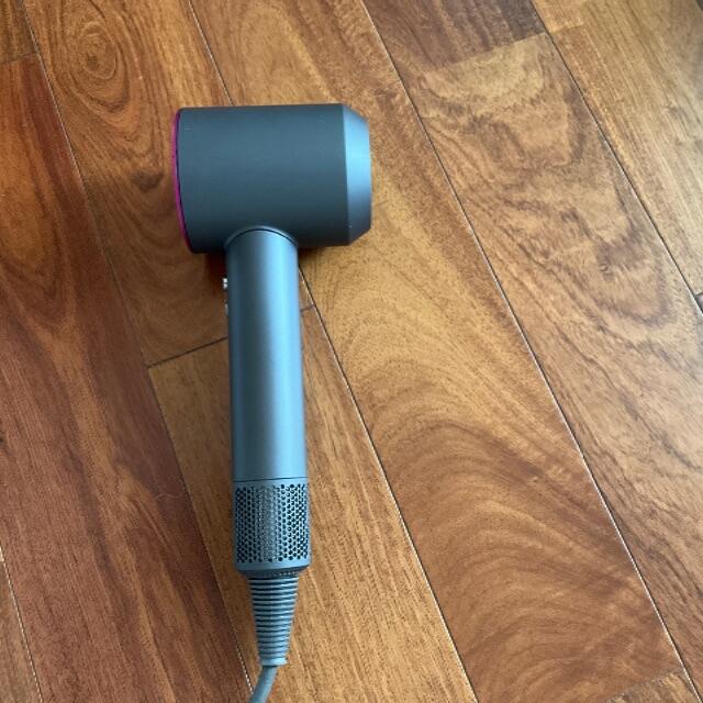 Dyson(ダイソン)のダイソンHD01  ヘアードライヤー スマホ/家電/カメラの美容/健康(ドライヤー)の商品写真