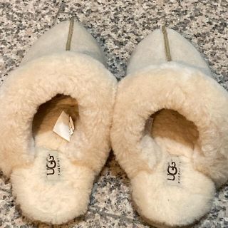 アグ(UGG)の週末限定値下げ！UGG♡ムートンスリッパ　サンダルUS5(スリッポン/モカシン)