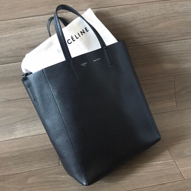 celine(セリーヌ)の【美品】CELINE バッグ/カバ　スモール　ブラック　2way  レディースのバッグ(ショルダーバッグ)の商品写真