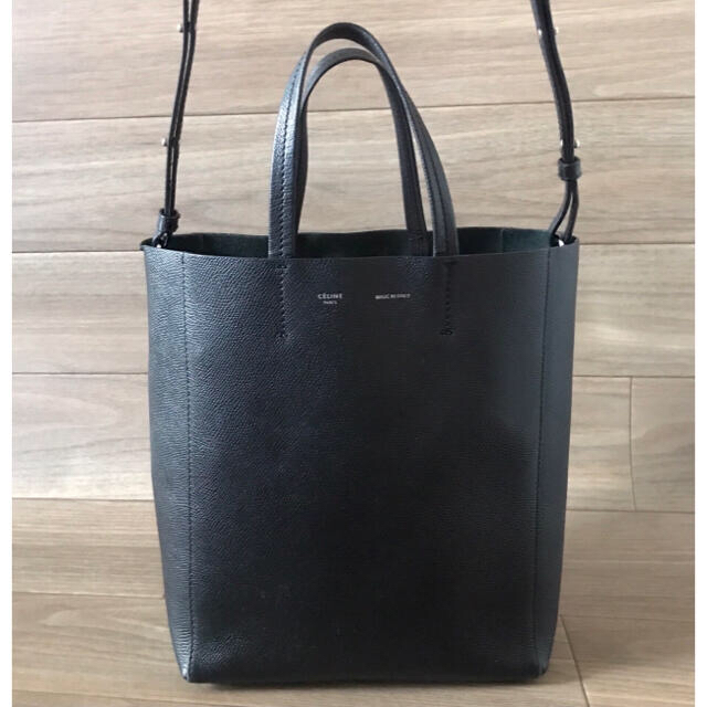 celine(セリーヌ)の【美品】CELINE バッグ/カバ　スモール　ブラック　2way  レディースのバッグ(ショルダーバッグ)の商品写真