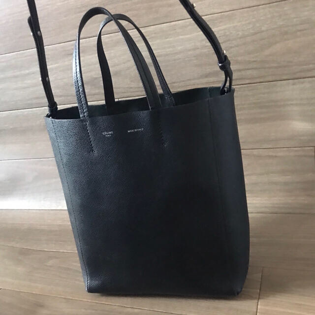 celine(セリーヌ)の【美品】CELINE バッグ/カバ　スモール　ブラック　2way  レディースのバッグ(ショルダーバッグ)の商品写真