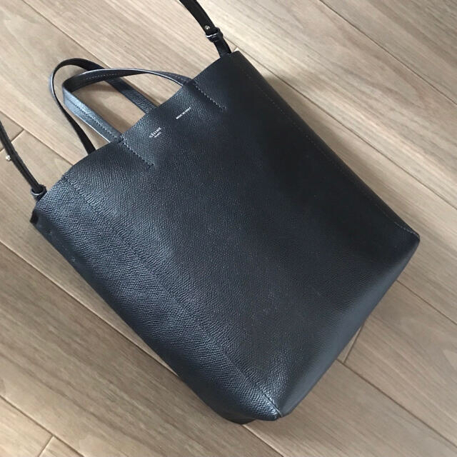 celine(セリーヌ)の【美品】CELINE バッグ/カバ　スモール　ブラック　2way  レディースのバッグ(ショルダーバッグ)の商品写真