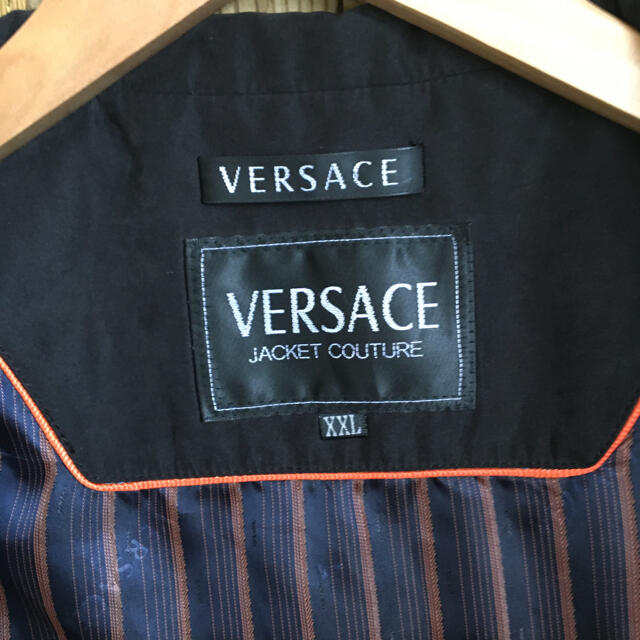 VERSACE(ヴェルサーチ)のヴェルサーチ　ジャケット　コート　ベルサーチ　シルク　オラオラ　ジャケット メンズのジャケット/アウター(その他)の商品写真