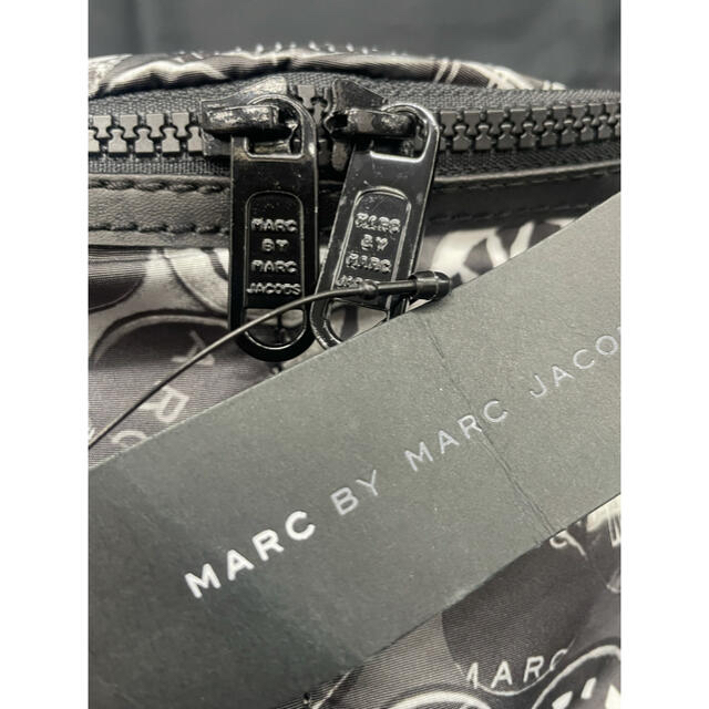 MARC BY MARC JACOBS(マークバイマークジェイコブス)の新品★MARC BY MARC JACOBSマークジェイコブス★ボディバッグ レディースのバッグ(ボディバッグ/ウエストポーチ)の商品写真