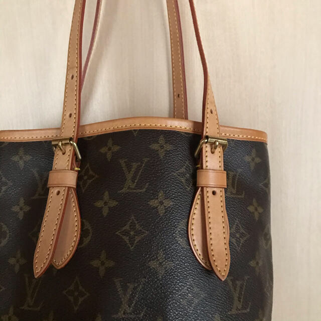 LOUIS VUITTON(ルイヴィトン)のヴィトン　モノグラム   バケツバック　PM レディースのバッグ(トートバッグ)の商品写真