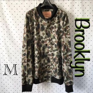 アーバンアウトフィッターズ(Urban Outfitters)のBrooklynブルックリンUS限定CAMO カモコットンMA-1ジャケットM(スウェット)