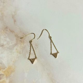 美品☆アルページュ　10k ゴールド　ダイヤ　ピアス(ピアス)