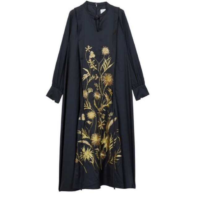 Ameri VINTAGE(アメリヴィンテージ)の新品タグ付　MADELYN EMBROIDERY DRESS　黒　S アメリ レディースのワンピース(ロングワンピース/マキシワンピース)の商品写真