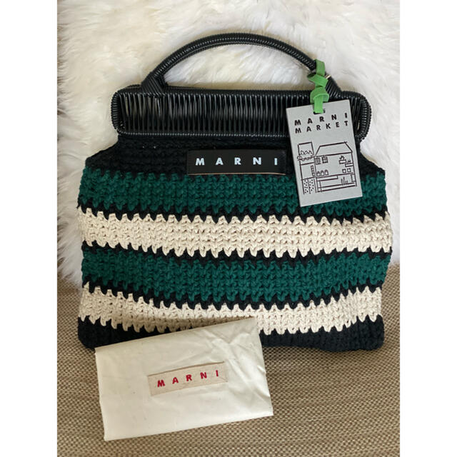 Marni(マルニ)の⭐︎新品未使用⭐︎ MARNI マルニ　クロシェバッグ レディースのバッグ(ハンドバッグ)の商品写真