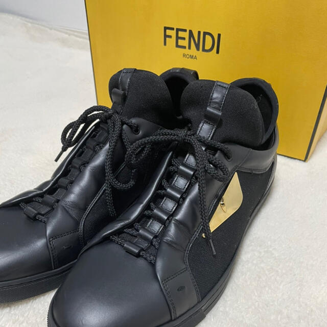 FENDI(フェンディ)のケイ様専用 FENDI モンスター レザーシューズ メンズの靴/シューズ(ドレス/ビジネス)の商品写真