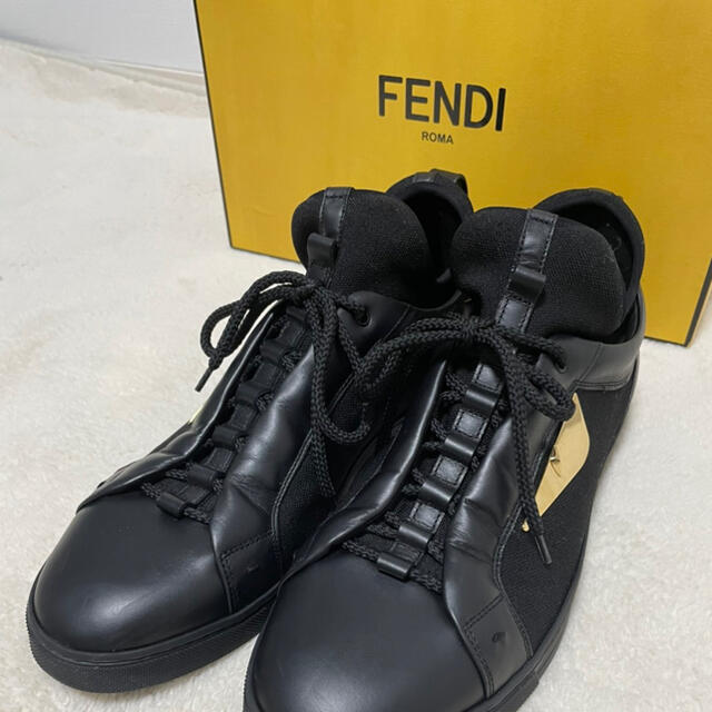 FENDI(フェンディ)のケイ様専用 FENDI モンスター レザーシューズ メンズの靴/シューズ(ドレス/ビジネス)の商品写真