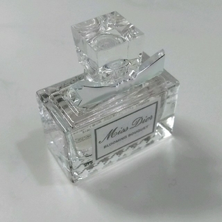 ディオール(Dior)のCD ミスディオール ブルーミングブーケ 5ml  Dior 香水 ミニサイズ (香水(女性用))