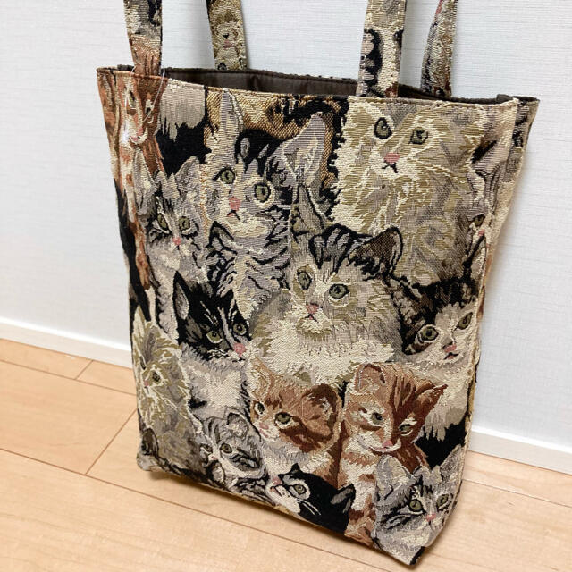 【新品】ゴブラン織　猫柄　猫トートバッグ♪ レディースのバッグ(トートバッグ)の商品写真