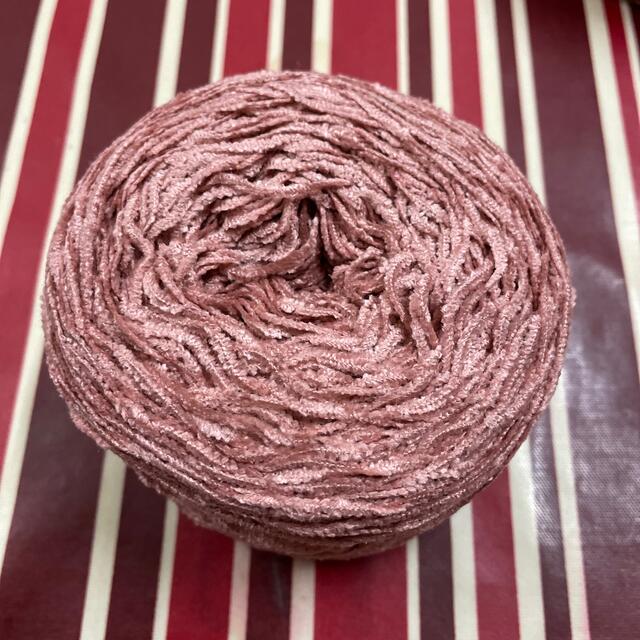 モール　毛糸　ピンク系 ハンドメイドの素材/材料(生地/糸)の商品写真