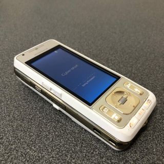 ソニー(SONY)のSO905iCS Cyber-shot docomo White(携帯電話本体)