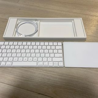 アップル(Apple)のAPPLE MAGIC TRACKPAD 2及びMagic Keyboard(PC周辺機器)