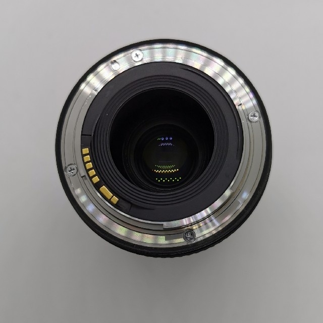 Canon(キヤノン)の中古美品 Canon EF16-35mm F4L IS USM  スマホ/家電/カメラのカメラ(レンズ(ズーム))の商品写真