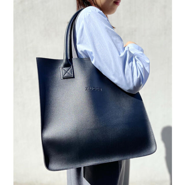 ZUCCa - ZUCCA◇フェイクレザーロゴトートバッグの通販 by むぎ ZUCCa - ZUCCA◇フェイクレザーロゴトートバッグの通販 by むぎ