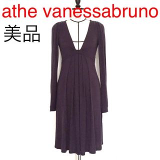 ヴァネッサブリューノ(vanessabruno)の【美品】athe vanessabruno 長袖Vネックワンピース(ひざ丈ワンピース)