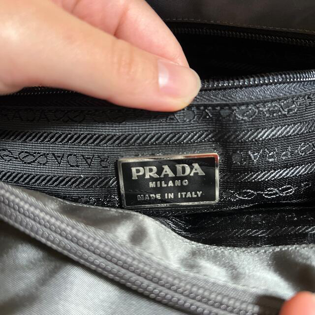 PRADA 財布