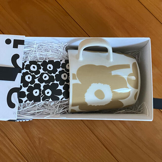 marimekko(マリメッコ)のmarimekko unikko マグカップ マリメッコ インテリア/住まい/日用品のキッチン/食器(グラス/カップ)の商品写真