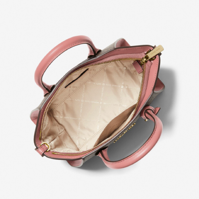 Michael Kors(マイケルコース)の【MIKA様☆】フォロー+リピーター価格 11/1ご購入 レディースのバッグ(ハンドバッグ)の商品写真