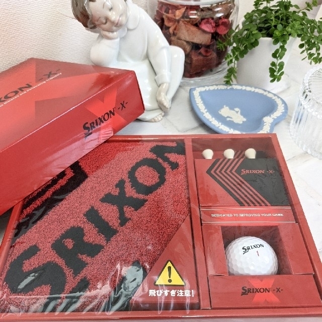 Srixon(スリクソン)のSRIXON ゴルフ　タオル·ティー·ボール3点セット　新品 スポーツ/アウトドアのゴルフ(その他)の商品写真