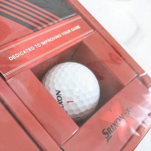 Srixon(スリクソン)のSRIXON ゴルフ　タオル·ティー·ボール3点セット　新品 スポーツ/アウトドアのゴルフ(その他)の商品写真