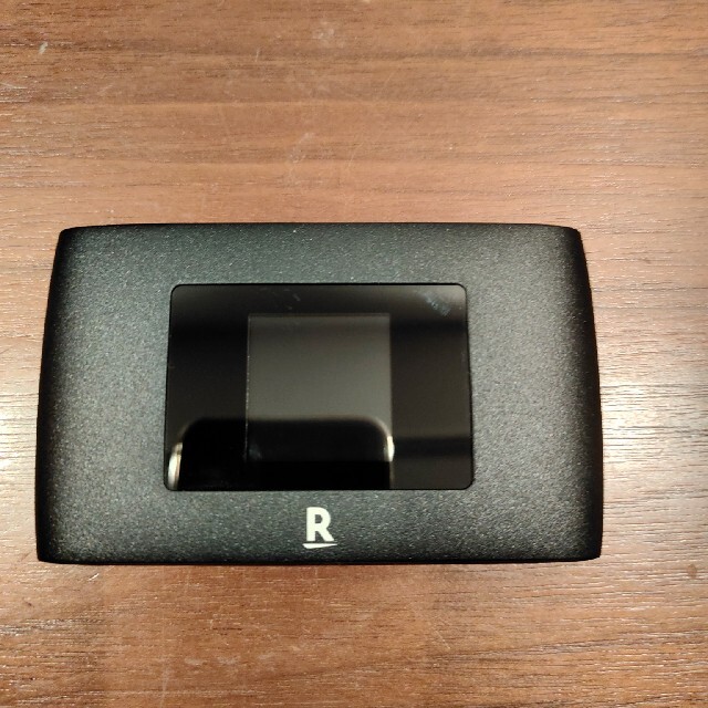 楽天モバイル　Rakuten WiFi Pocket 2B　ブラック スマホ/家電/カメラのPC/タブレット(PC周辺機器)の商品写真